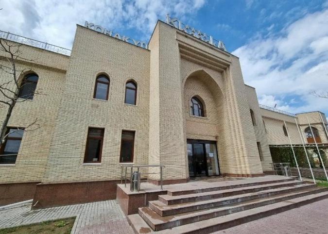 Hotel Khanaka Turkistan Bagian luar foto