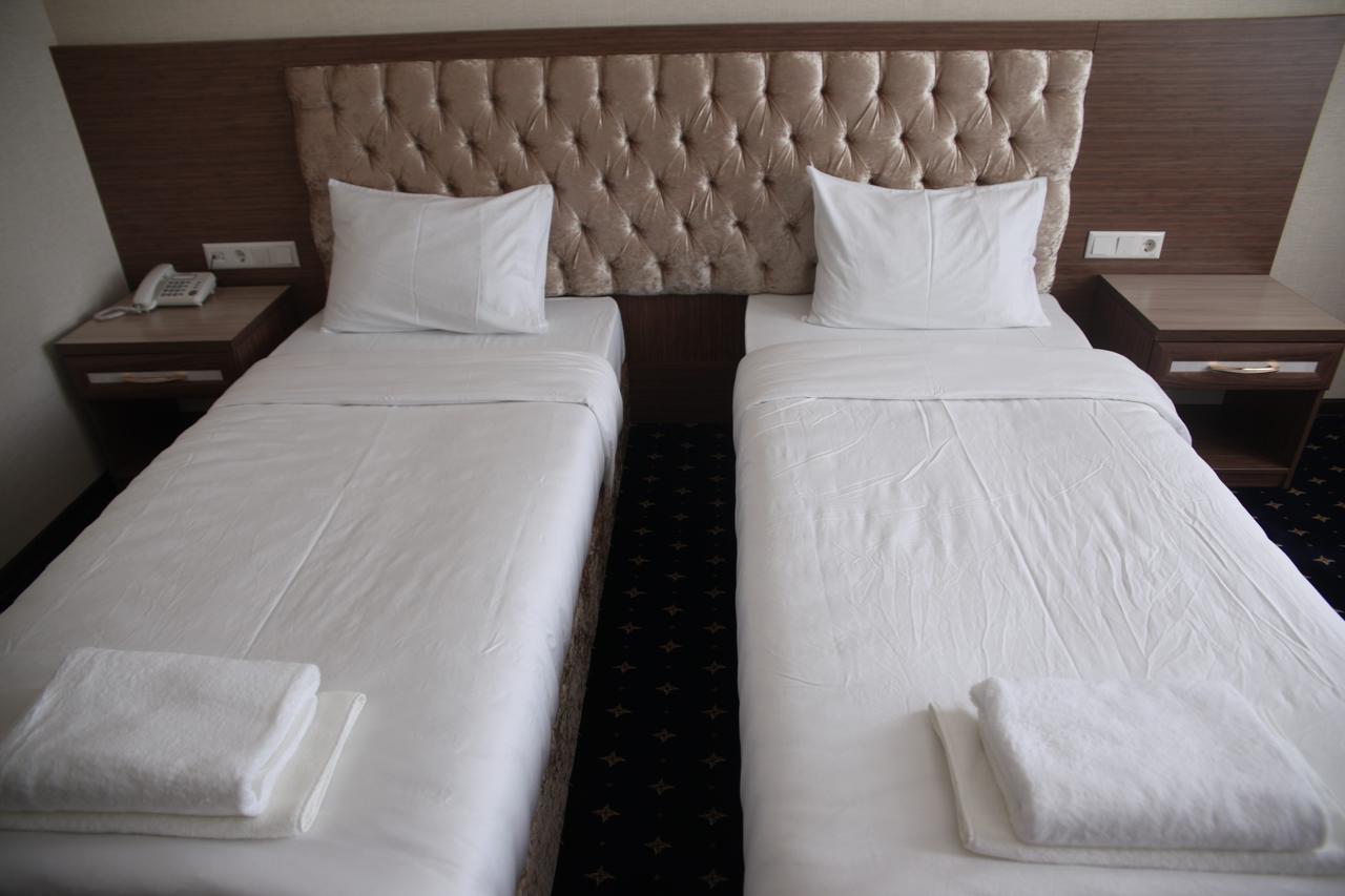 Hotel Khanaka Turkistan Bagian luar foto