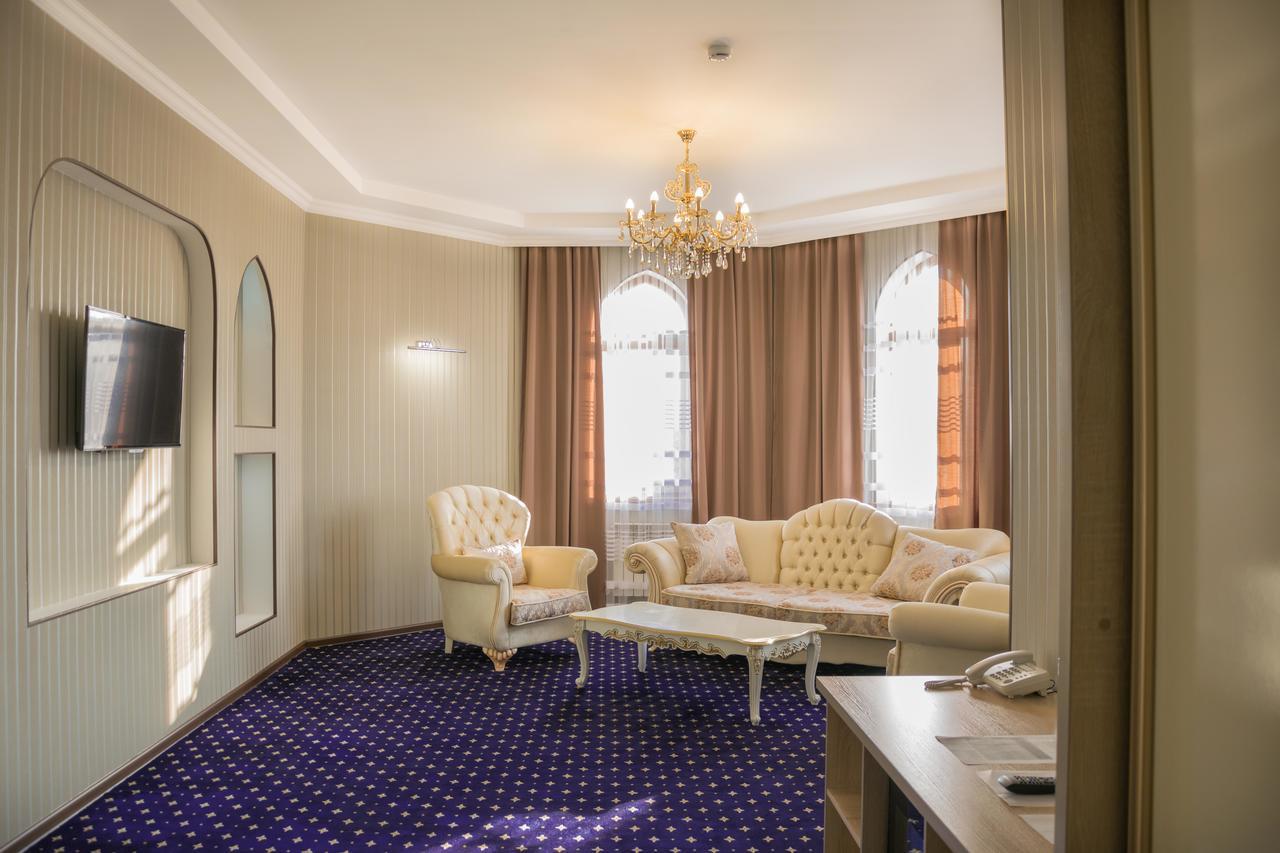 Hotel Khanaka Turkistan Bagian luar foto